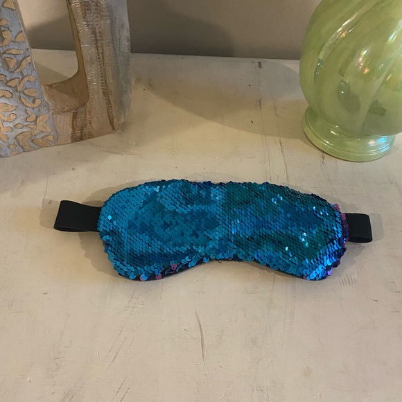 NWOT Purple/Blue Sequin Colour Changing Sleep/Relaxation Mask - Picture 3 of 5